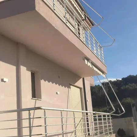 Pashaj Guest house