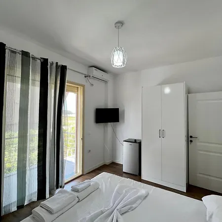 Pashaj Guest house Zvernec